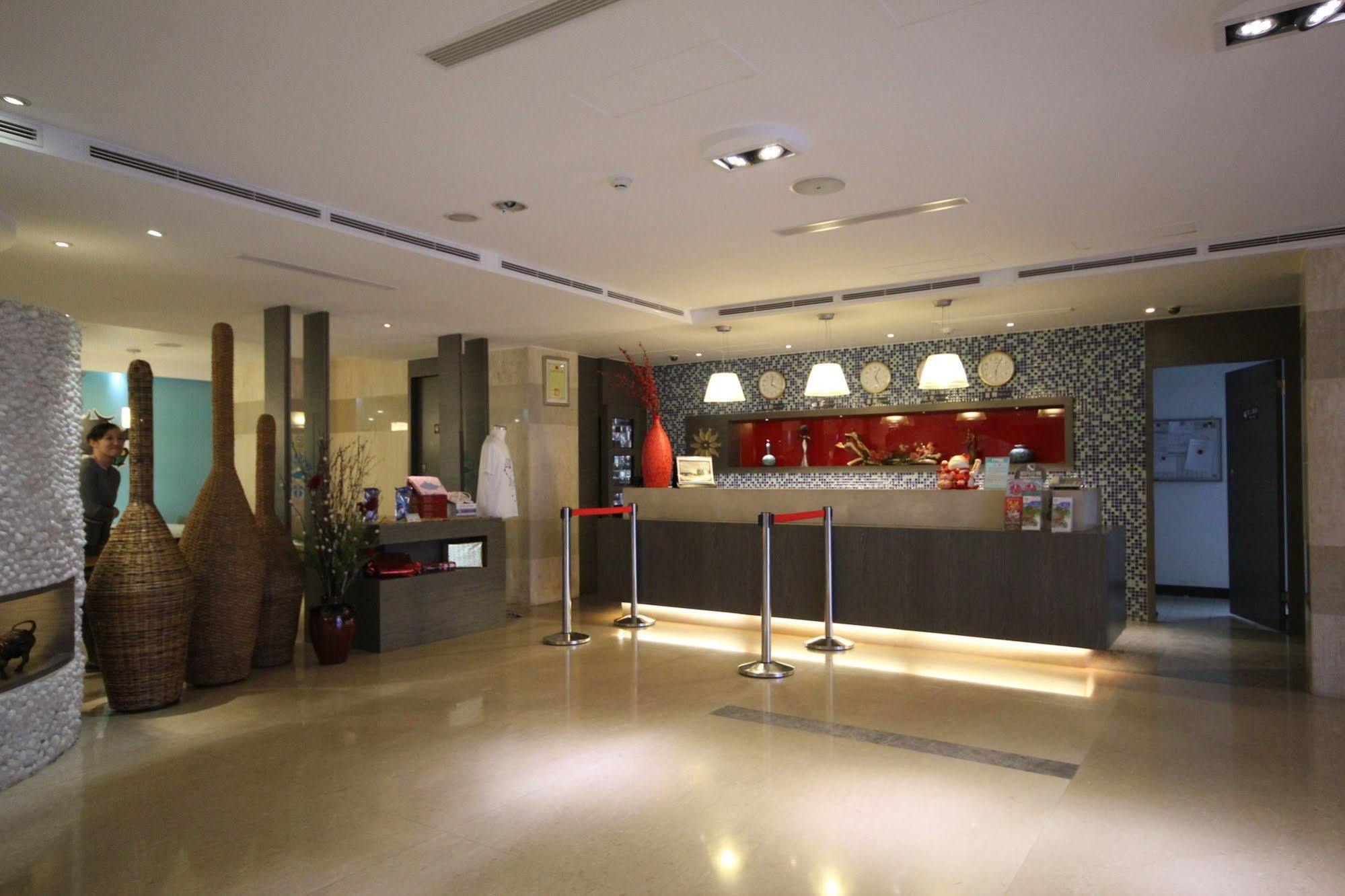 Fish Hotel Hualien Екстер'єр фото