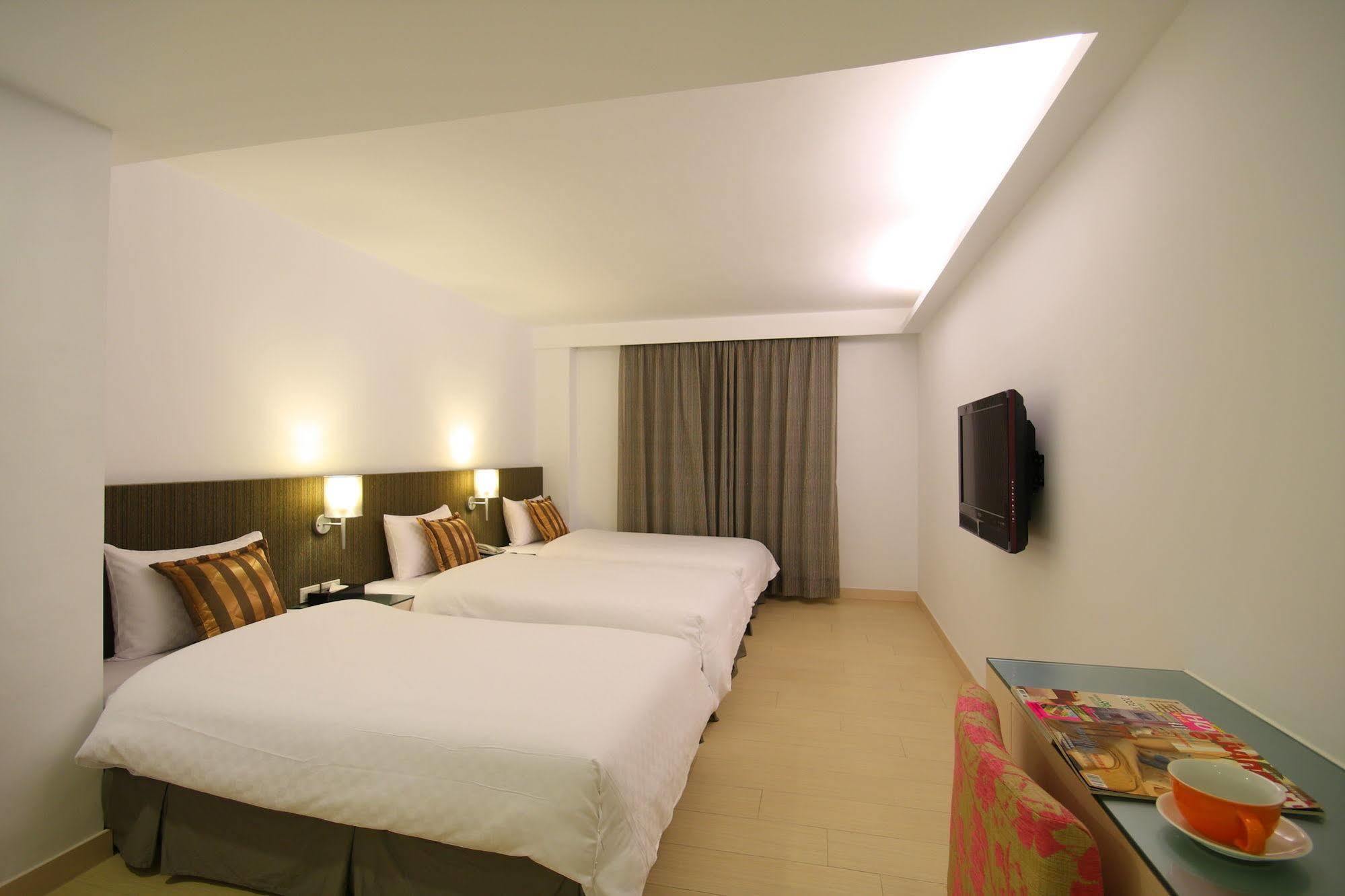 Fish Hotel Hualien Екстер'єр фото