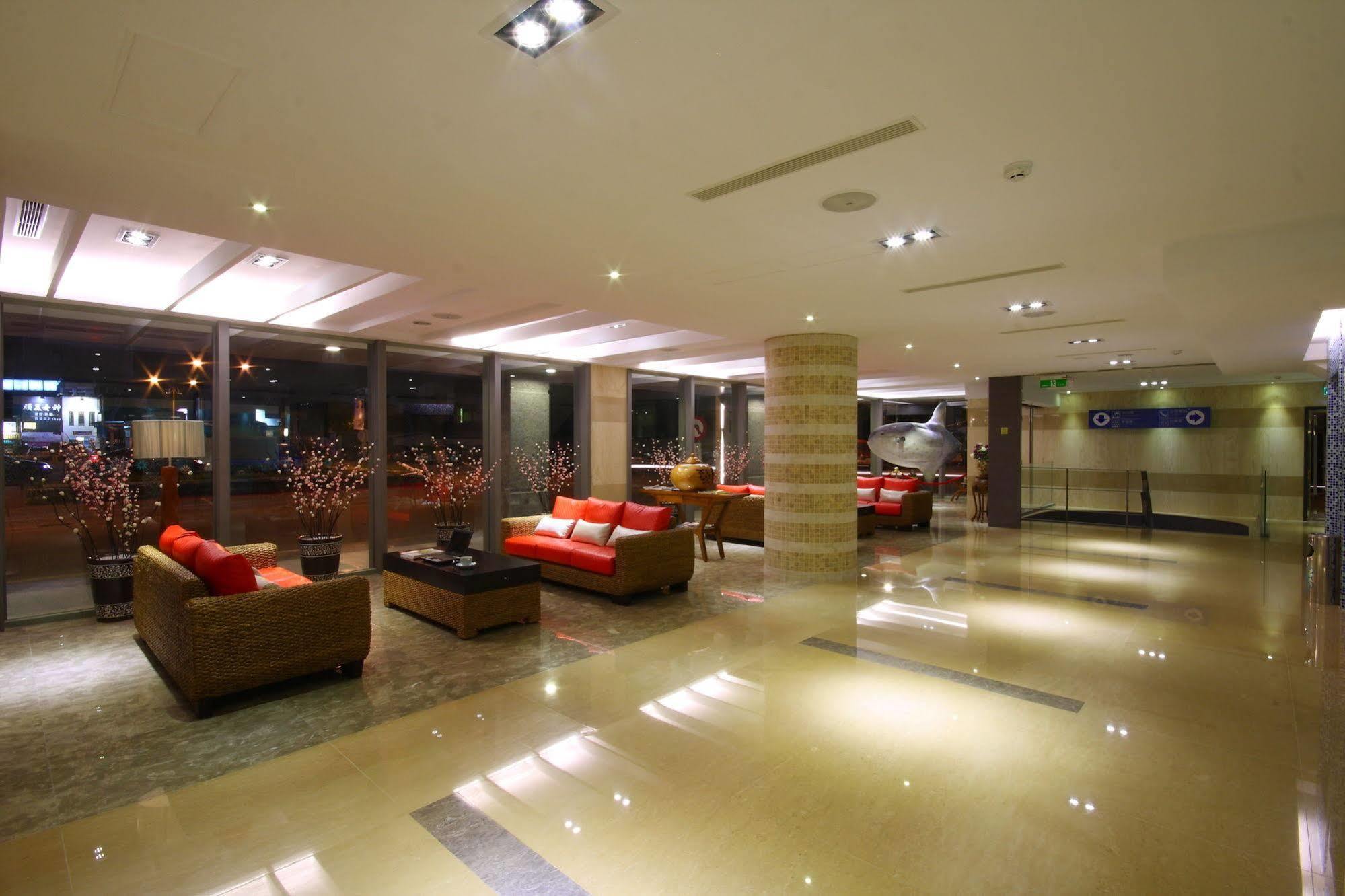 Fish Hotel Hualien Екстер'єр фото